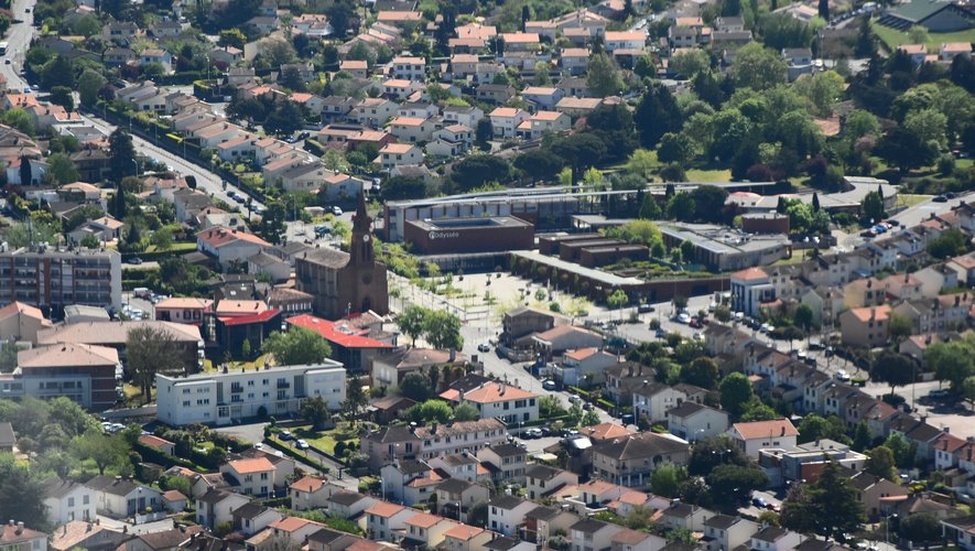 Station métro Balma-Gramont ligne A Toulouse — VTC Tesla Model 3 SSINT, transfert Balma 31130