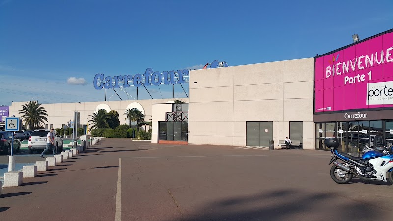 Carrefour Portet-sur-Garonne sud Toulouse — VTC Tesla Model 3 SSINT, transport courses shopping sud