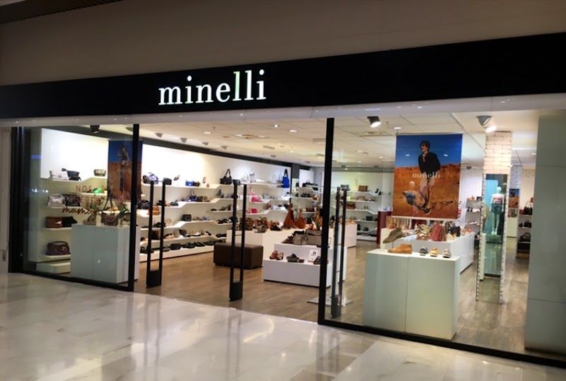 Centre Commercial Blagnac — VTC Tesla Model 3 SSINT pour shopping et déplacements pratiques