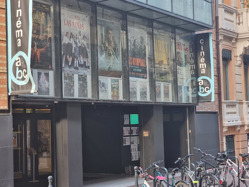 Cinéma ABC Toulouse art et essai centre-ville — VTC Tesla Model 3 SSINT, retour soirée cinéma