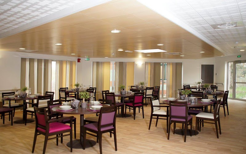 Chauffeur VTC EHPAD Les Serpolets — SSINT VTC Toulouse