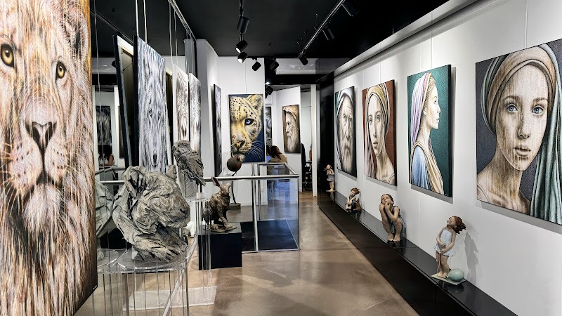 Galerie Sakah Toulouse, galerie d'art contemporain rue Croix Baragnon