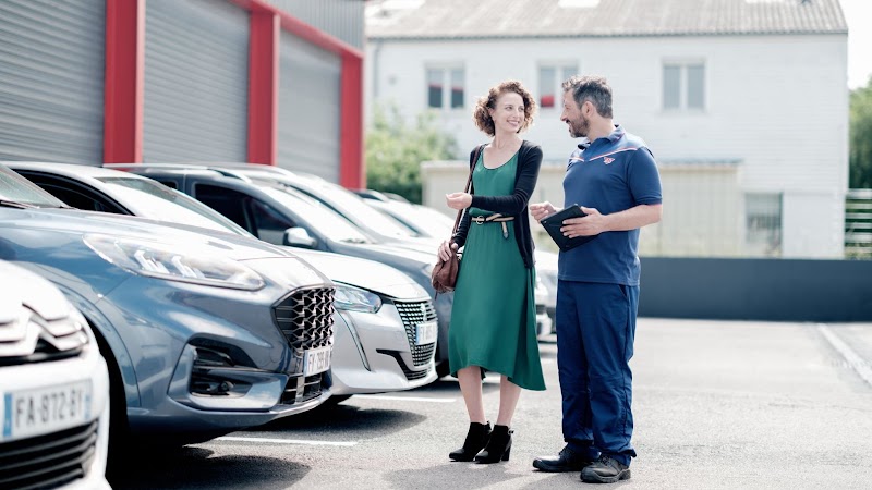 Chauffeur VTC AD Garage Expert Rivière Fenouillet — SSINT VTC Toulouse