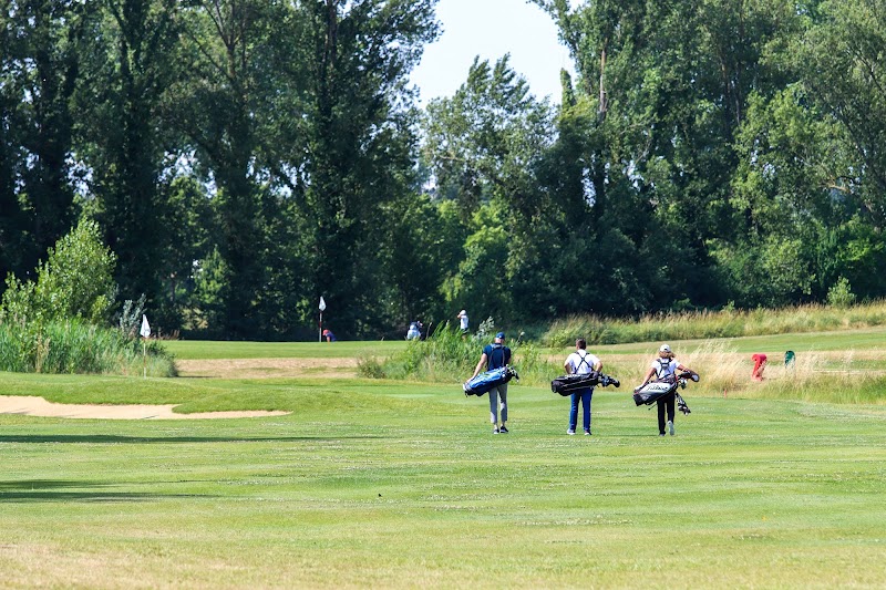 Chauffeur VTC Golf de Garonne Toulouse allée Charles Gandia — SSINT VTC Toulouse