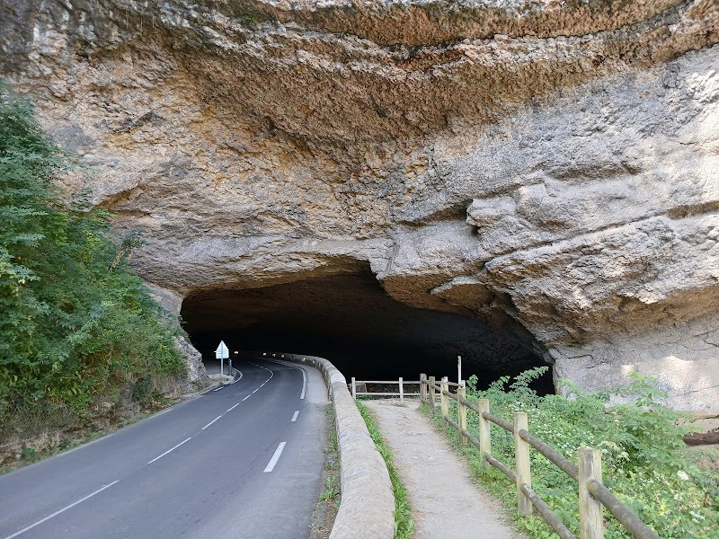 Chauffeur VTC Grotte du Mas-d'Azil — SSINT VTC Toulouse