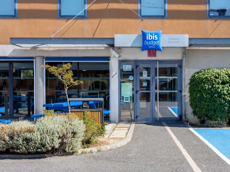 Chauffeur VTC Hôtel Ibis Budget Toulouse Aéroport — SSINT VTC Toulouse