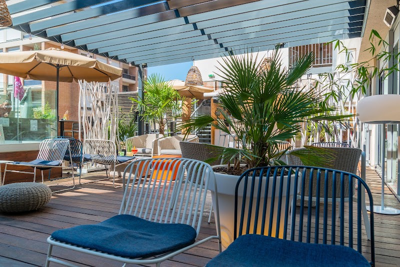 Chauffeur VTC Hôtel Mercure Toulouse Centre Saint-Georges — SSINT VTC Toulouse