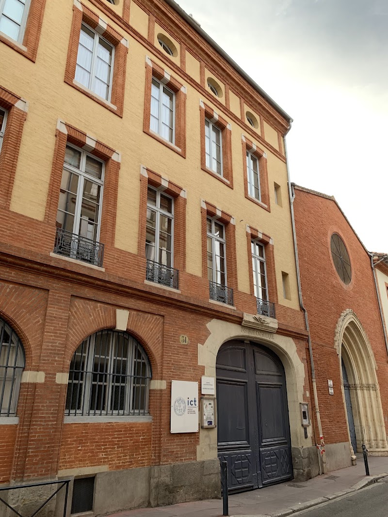 Chauffeur VTC Institut Catholique de Toulouse — SSINT VTC Toulouse