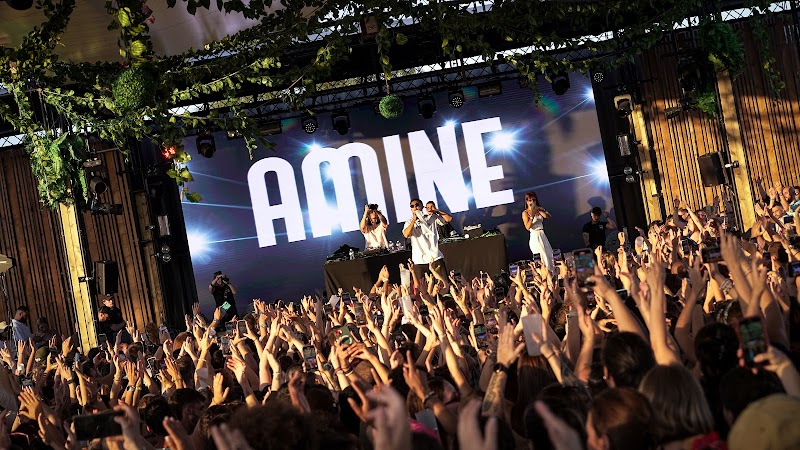 Chauffeur VTC La Kermesse Festival Toulouse Blagnac — SSINT VTC Toulouse