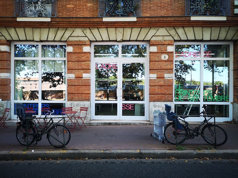 Chauffeur VTC Le Nouveau Printemps Toulouse rue Merlane — SSINT VTC Toulouse