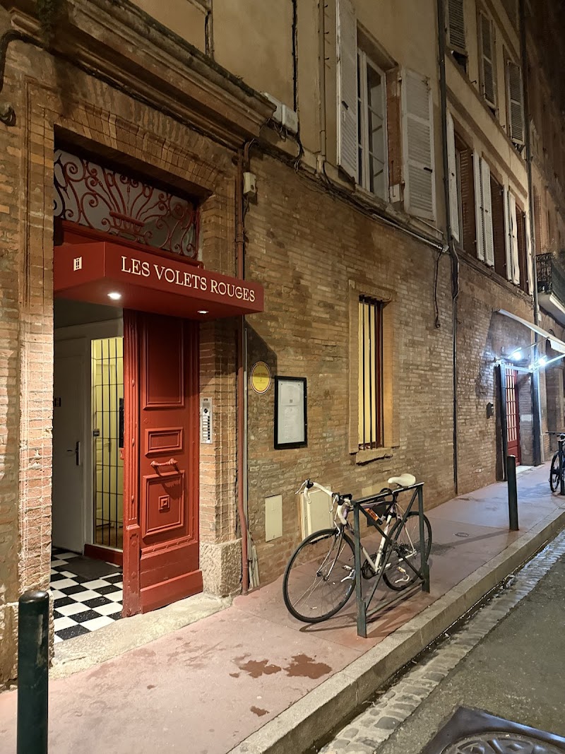 Chauffeur VTC Les Volets Rouges — SSINT VTC Toulouse