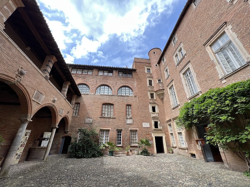 Chauffeur VTC Musée du Vieux Toulouse — SSINT VTC Toulouse