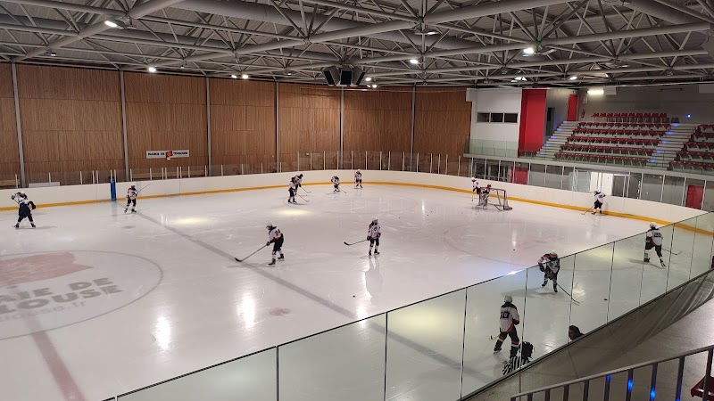 Chauffeur VTC Patinoire de Toulouse — SSINT VTC Toulouse